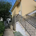 Renoviertes In Mit Terrasse By Interhome *