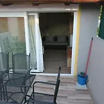 Casa vacanze Renoviertes In Mit Terrasse By Interhome Baška