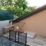 Renoviertes In Mit Terrasse By Interhome Casa vacanze *