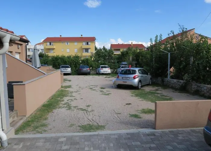 Сasa de vacaciones Renoviertes In Mit Terrasse By Interhome *