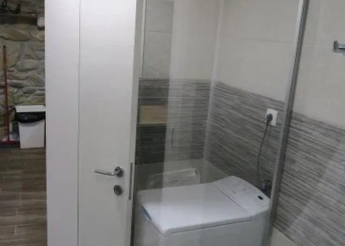 Renoviertes In Mit Terrasse By Interhome Сasa de vacaciones *